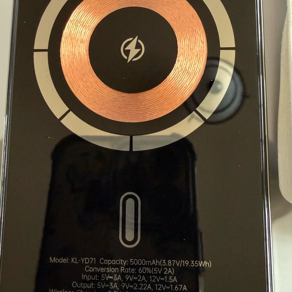 Black and Copper Wireless Charger
